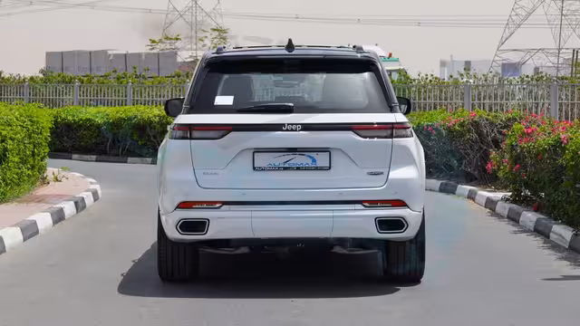 2025 Jeep Grand Cherokee Summit Reserve