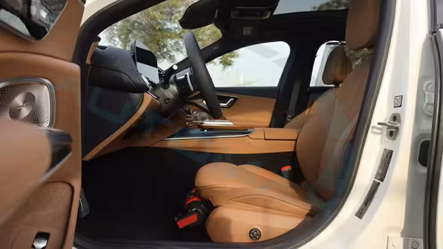 2026 Mercedes-Benz E 300 AMG EQ Boost 2.0T RWD