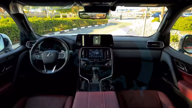 2026 Lexus LX 700h BH “Signature”