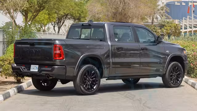 2026 RAM 1500 Limited Crew Cab eTorque V8 5.7L
