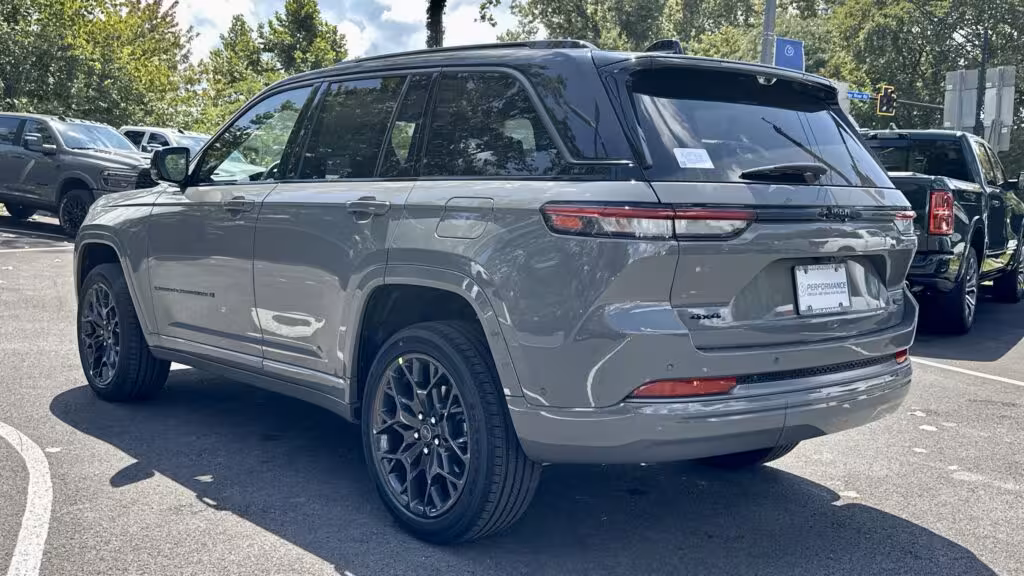 2027 Jeep Grand Cherokee: A Spectrum of New Exterior Colors Unveiled