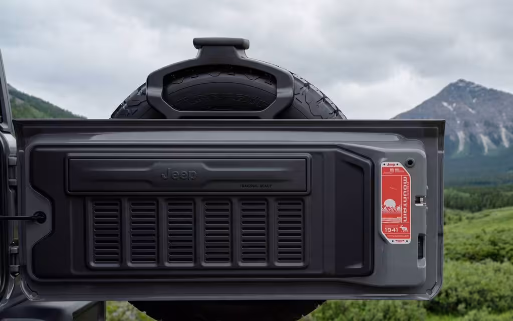 2027 Jeep Wrangler Rocky Mountain 392: A Canadian HEMI V8 Exclusive