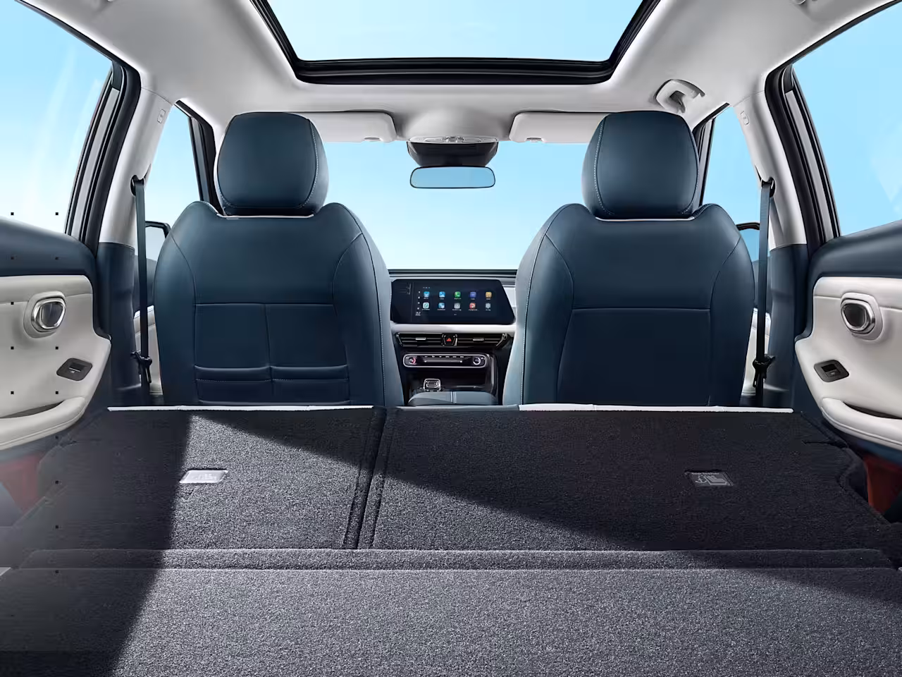 Dynamic exterior shot of the blue 2026 GAC GS3 EMZOOM showcasing its sporty stance and modern design.