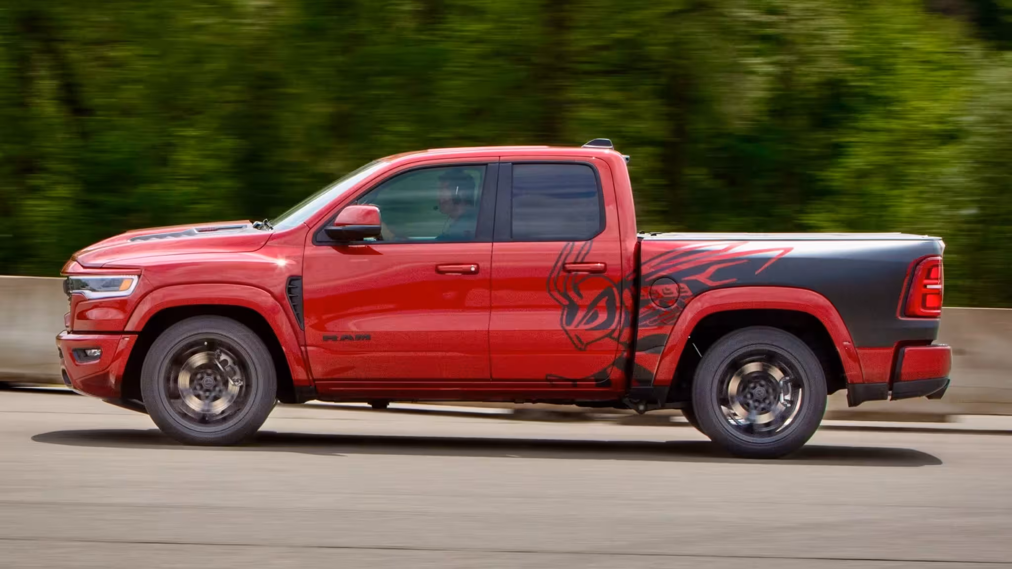 2027 Ram 1500 Rumble Bee 392: The HEMI V8 Muscle Truck Returns