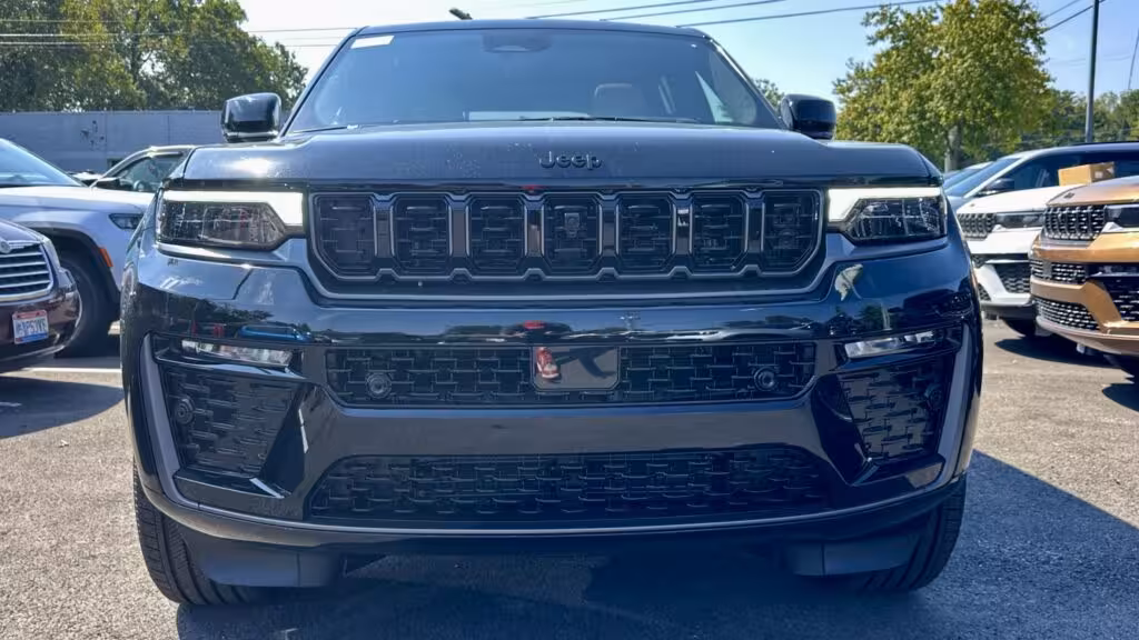 2027 Jeep Grand Cherokee: A Spectrum of New Exterior Colors Unveiled