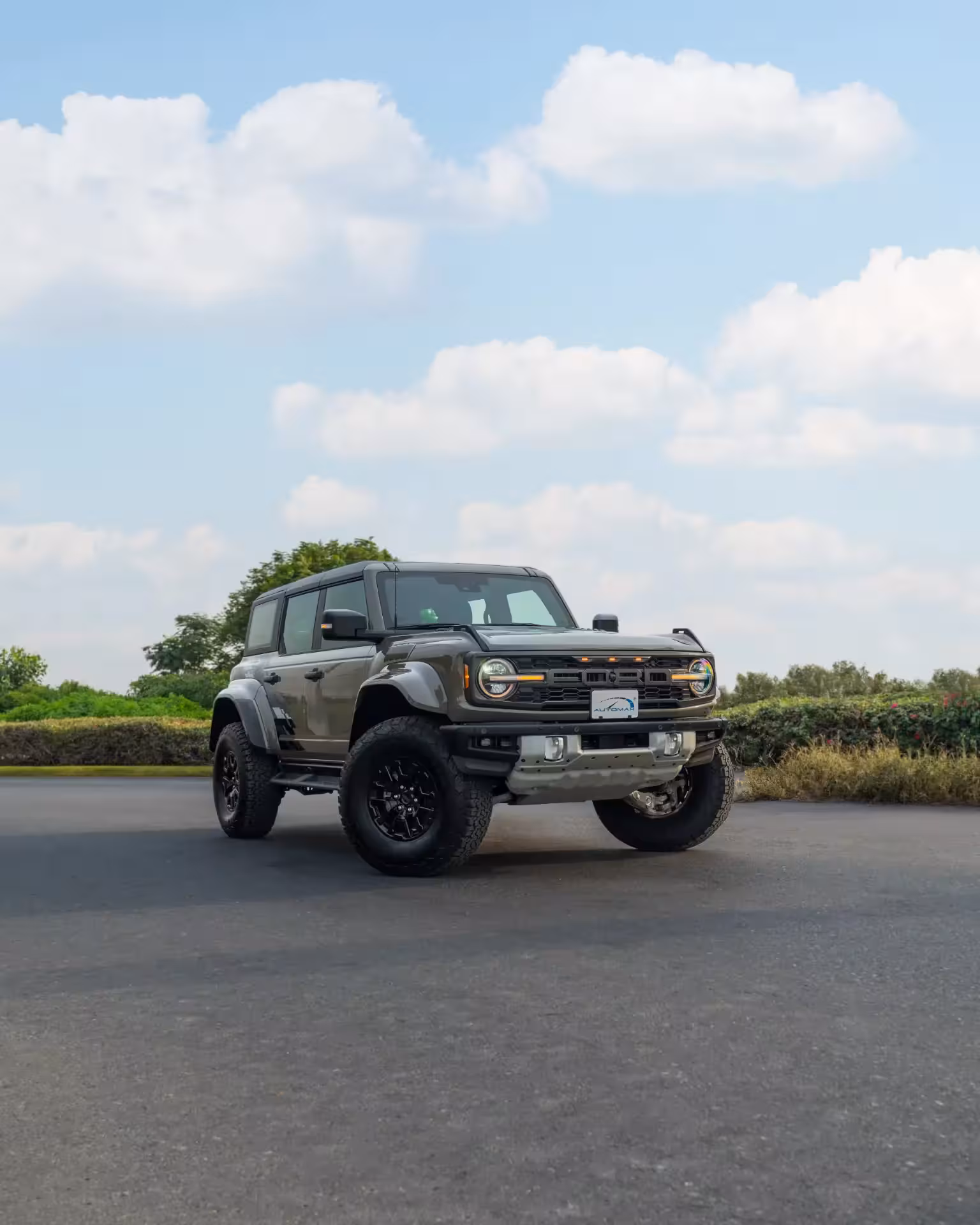 2025 Ford Bronco Raptor: Extreme Off-Road Power Meets Premium Comfort