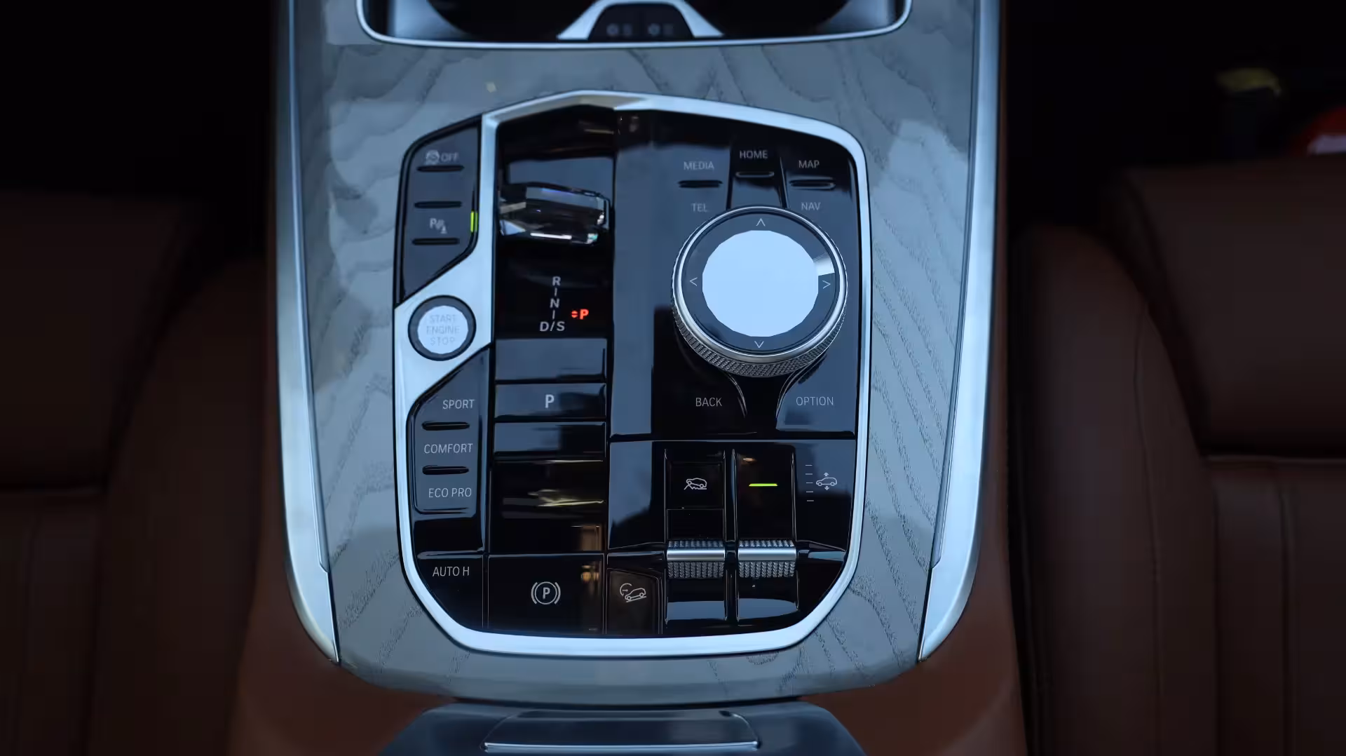 2026 BMW X7 xDrive40i M: The Ultimate Luxury SUV for UAE Drivers