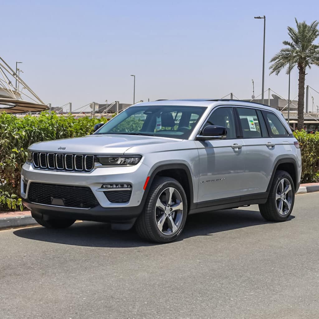 2023 JEEP GRAND CHEROKEE SILVER