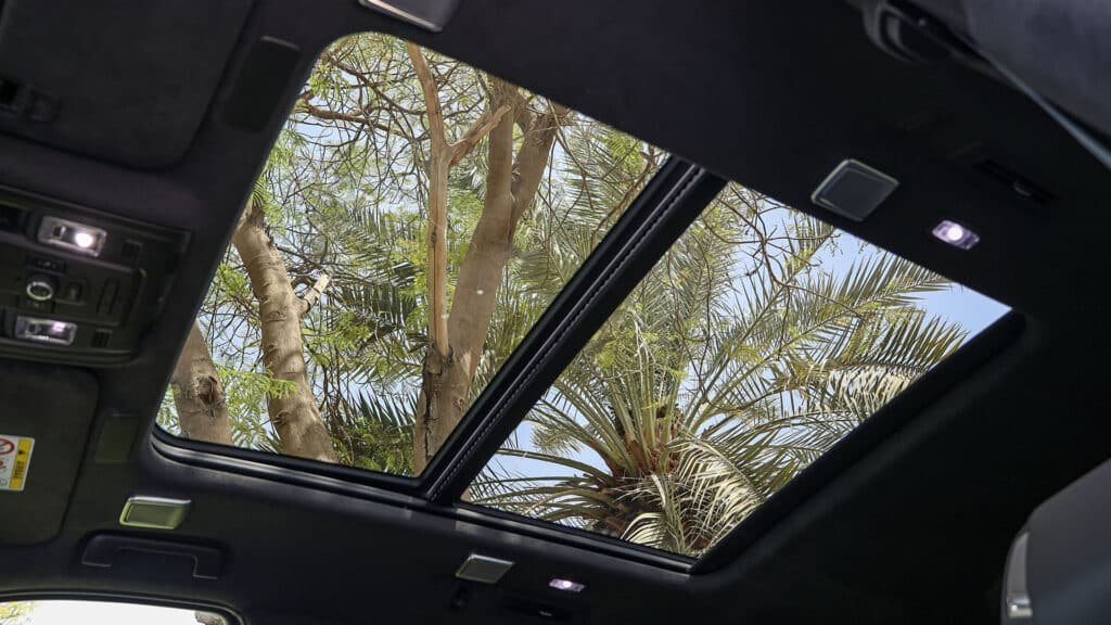 Panoramic Sunroof Escalade 600