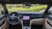 2024 JEEP GRAND CHEROKEE L LIMITED PLUS LUXURY Diamond Black Beige Interior Page8