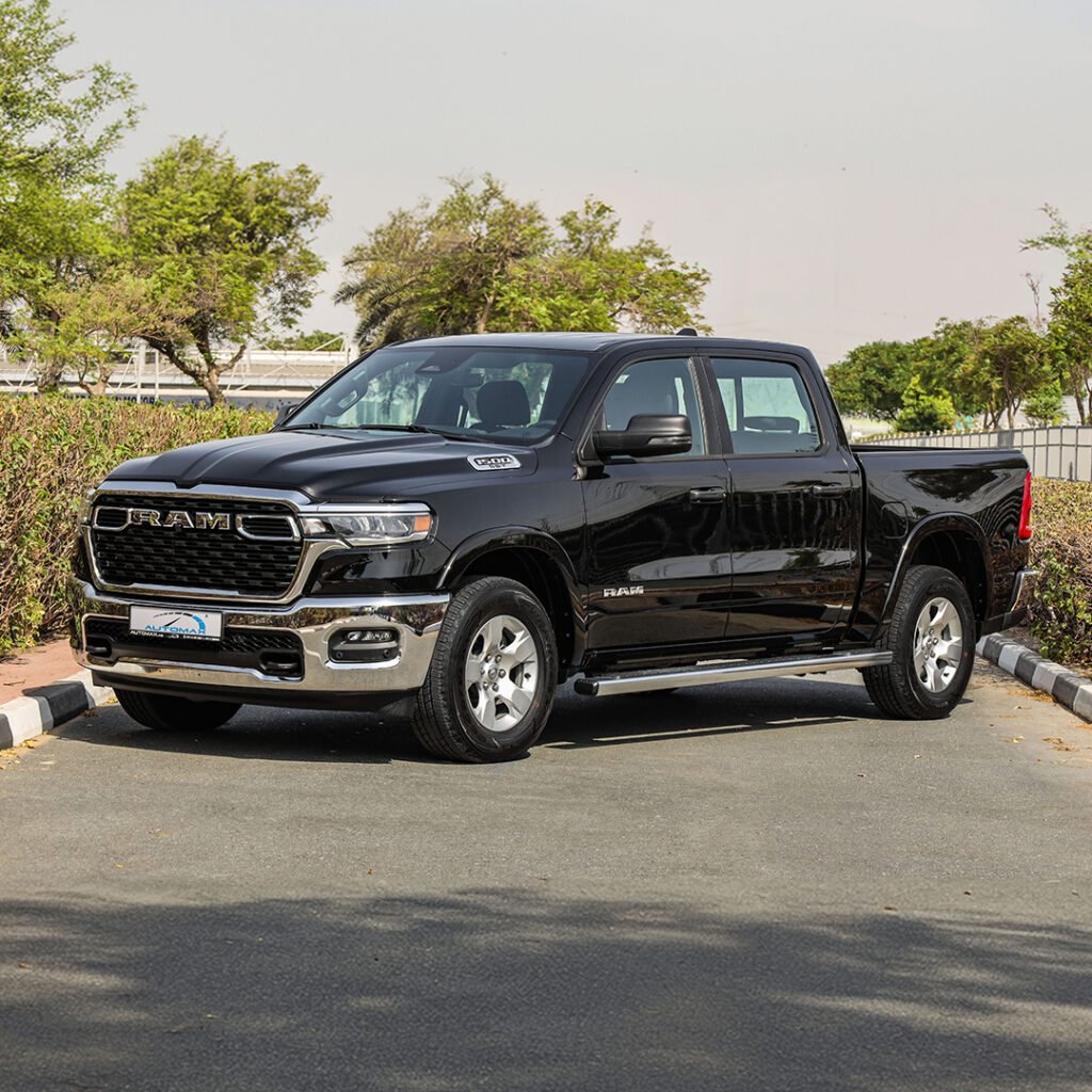 2025 RAM 1500 BIG HORN Diamond Black