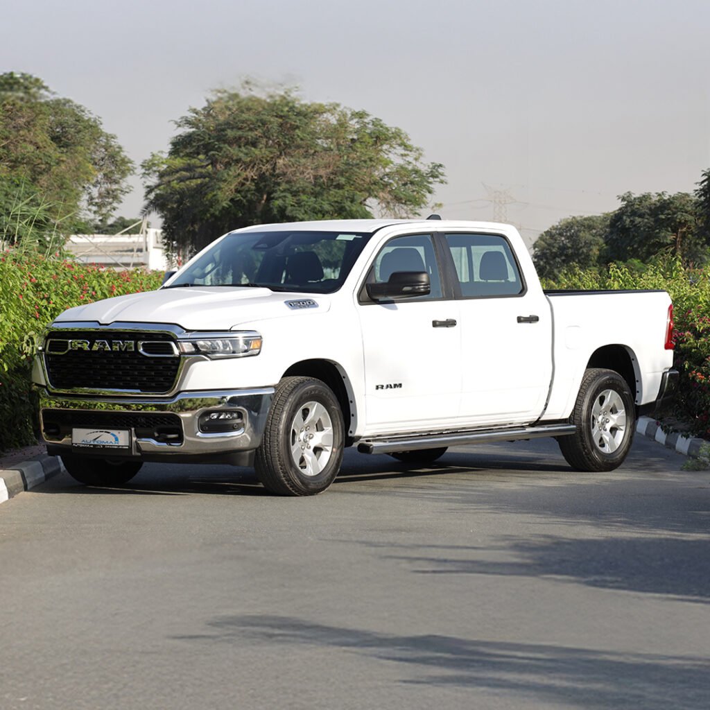 2025 RAM 1500 BIG HORN Bright White