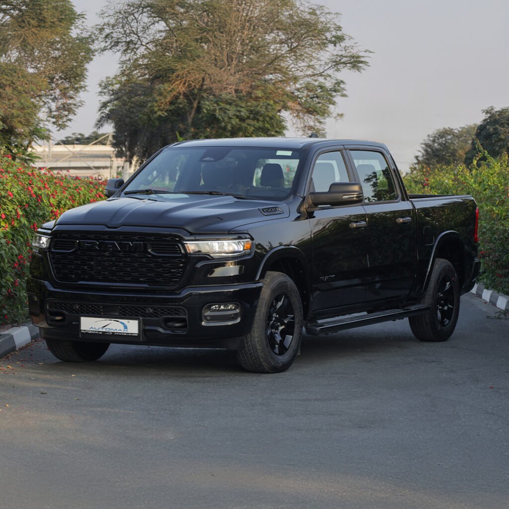 2025 RAM 1500 BIG HORN Diamond Black Night Edition (Bedliner)