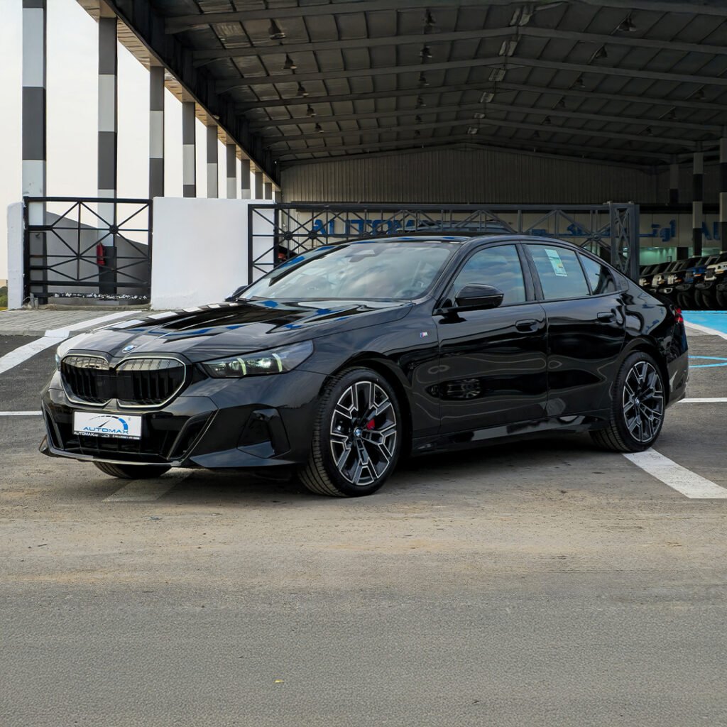 2025 BMW 520i M Black Sapphire