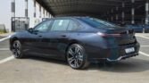 BMW 735i M Carbon Black 2025 Page 4