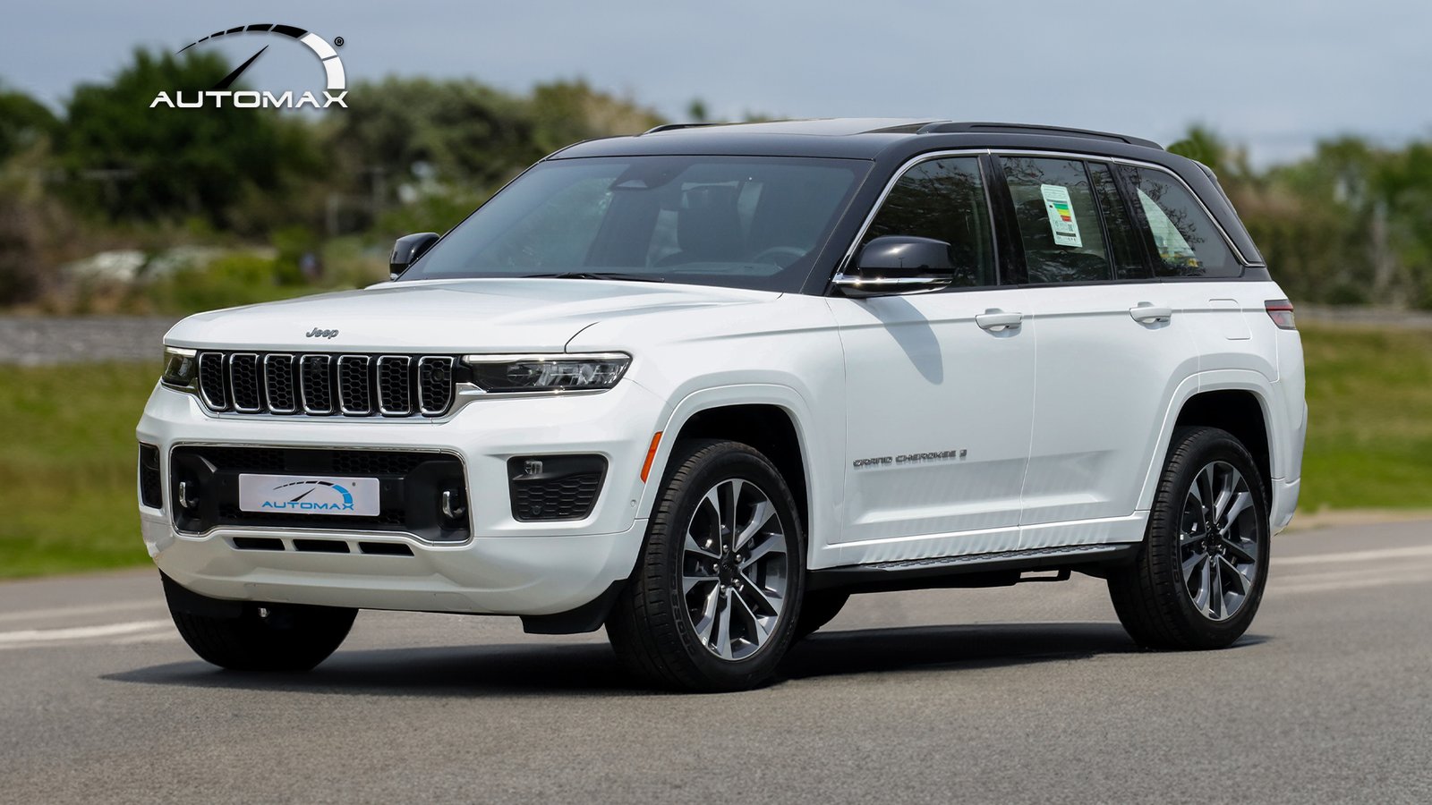 JEEP GRAND CHEROKEE OVERLAND WHITE