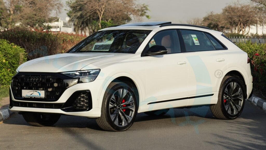 Audi Q8 TFSI S Line Progress 2025 Carrara White Page 1