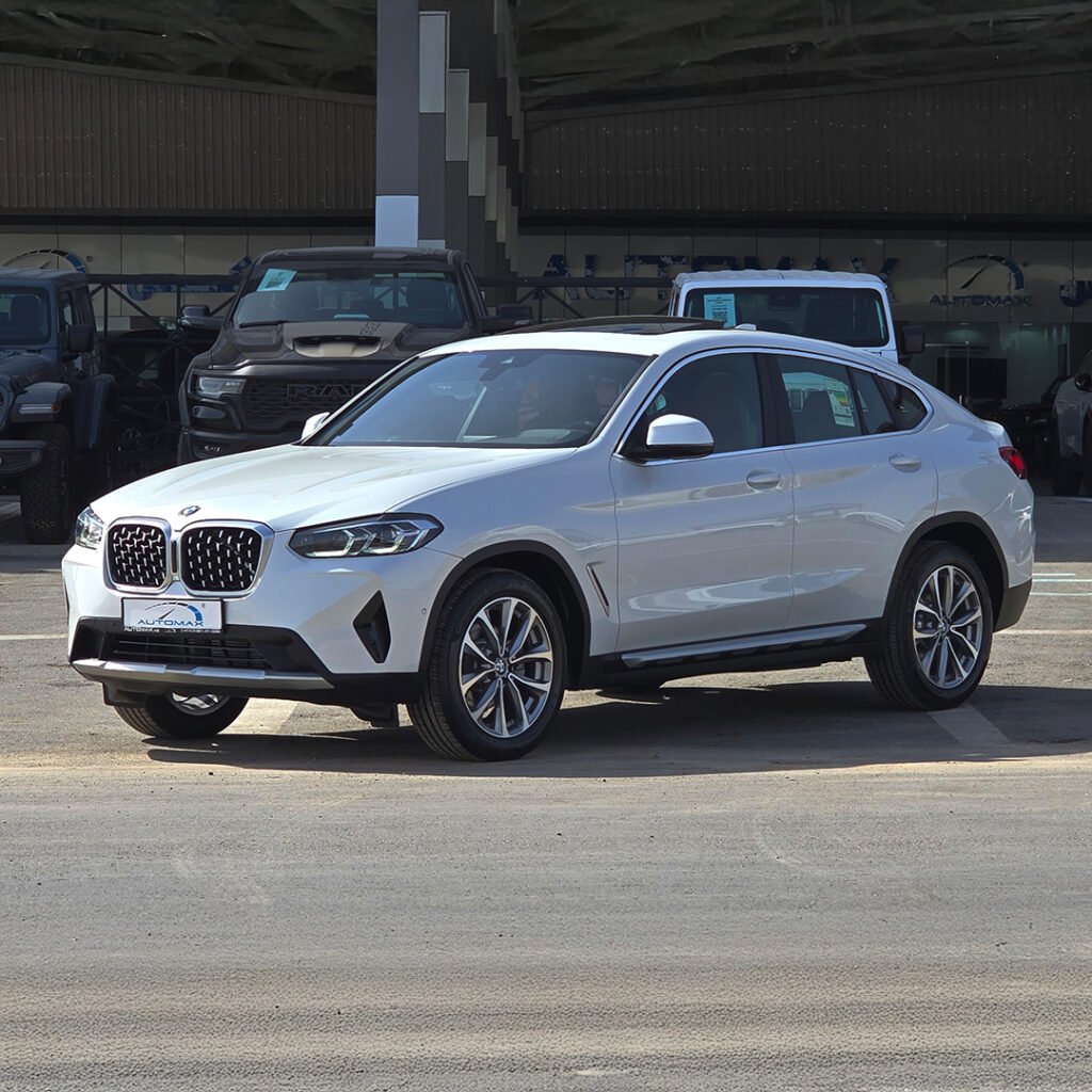 2025 BMW X4 Xdrive 30i Mineral White Red