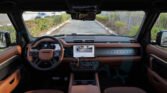 2025 DEFENDER 110 OCTA 4.4TT V8 Petra Copper Page8