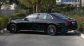 2025 MERCEDES BENZ E 200 AMG Obsidian Black Brown Page4