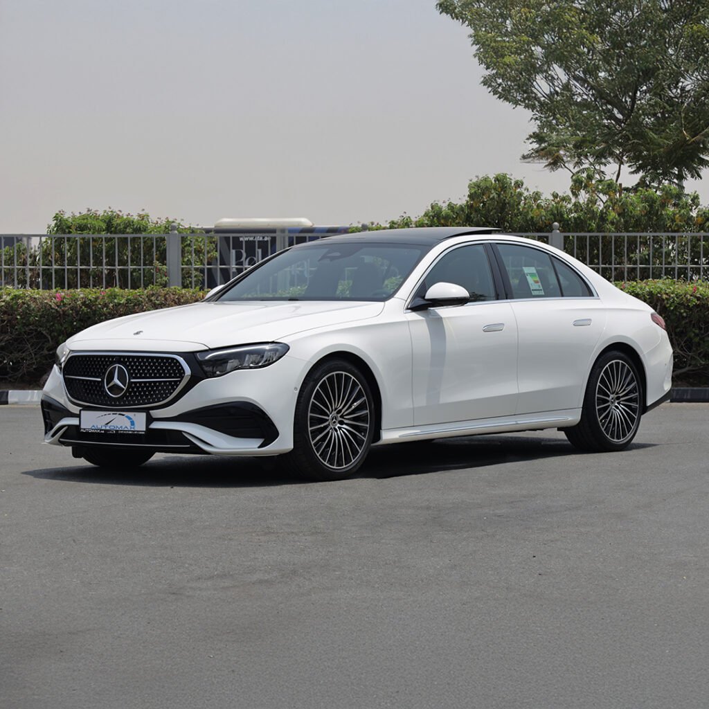 2025 MERCEDES BENZ E 200 AMG Polar White Brown