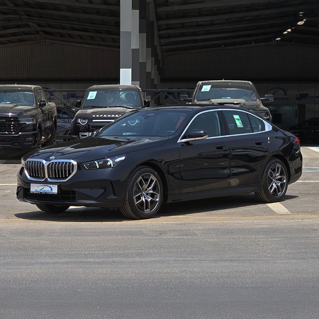 2025 BMW 520i Black Sapphire Brown