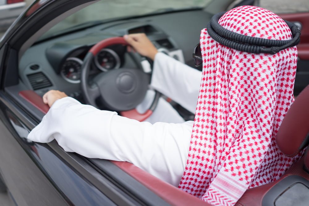 أكثر 5 ميزات يفضلها سائقو سيارات السعودية في عام 2025