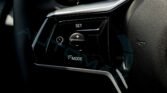 BMW 520i 2025 Mineral White Red Page 11