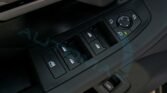 BMW 520i 2025 Oxide Grey Red Page 65
