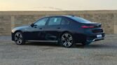 BMW 735i M 2026 Carbon Black Beige Page 4