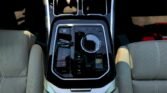 BMW 735i M 2026 Carbon Black Beige Page 72
