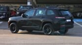 Jeep Grand Cherokee Laredo 2024 Diamond Black Page 4