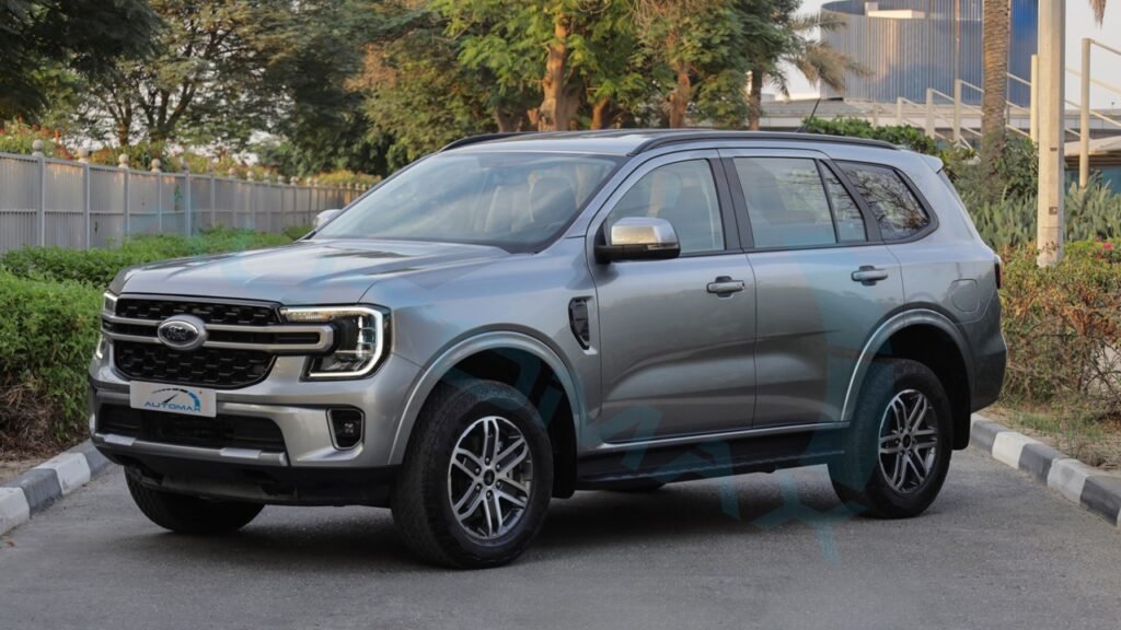 Ford Everest XLS 2024 Aluminium Metallic Page 2