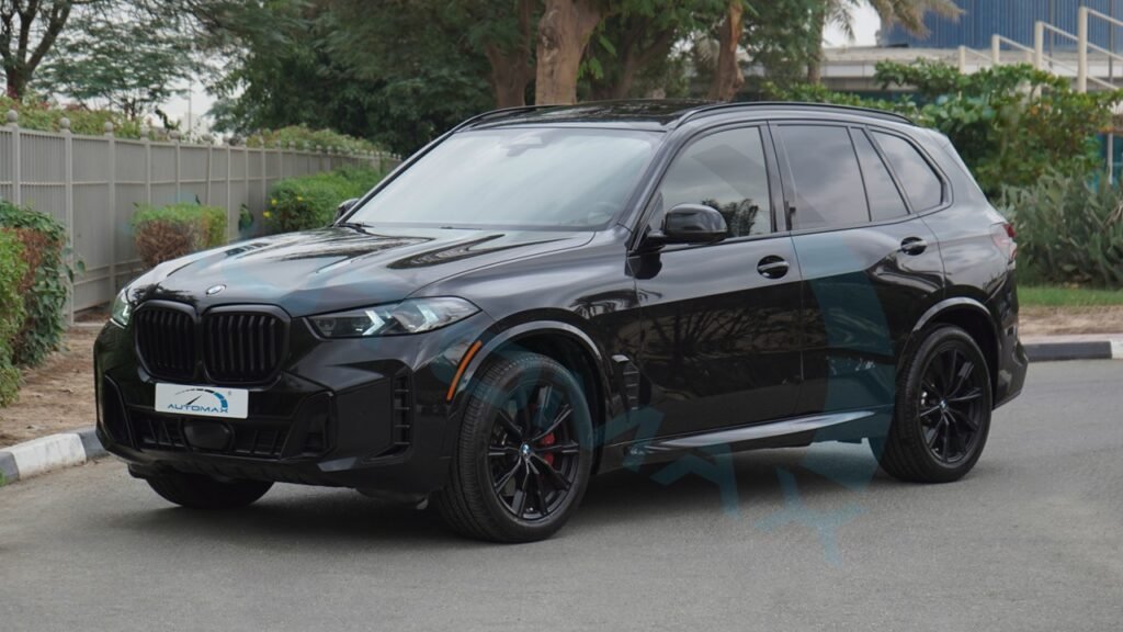 BMW X5 xDrive 40i M 2024 Black Sapphire Black Page 4