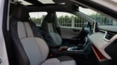 Toyota RAV4 Adventure 2025 White Pearl Page 38