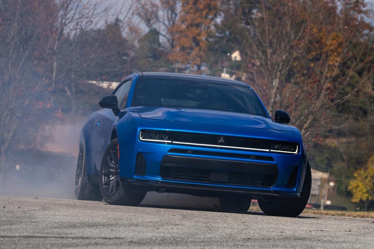the 2027 dodge charger daytona scat pack goes premium is native tesla charging worth the 12k jump post2