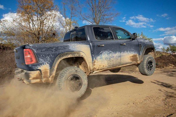 26MY TRX Capability Feature 4 381b1bf5d65336c747382480fd72698d 600x400