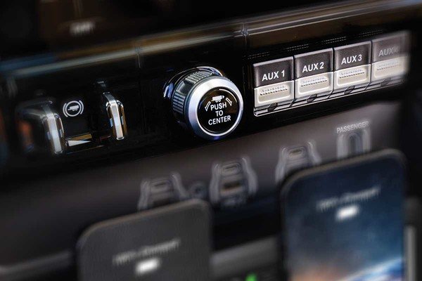 26MY TRX Capability Feature 6 b67d2d4084e64cbfefda0fa261c92419 600x400