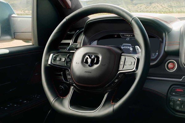 26MY TRX Design Feature 1 5f3af3a0120458c008e03475167965b5 600x400 1.jpg