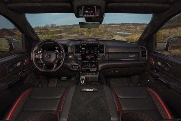 26MY TRX Design Feature 3 db19a71547e5f87b90ea4e4261362a60 600x400