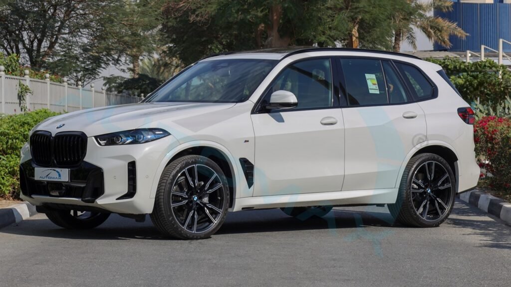 BMW X5 xDrive 40i M 2025 Alpine White Black Grille Page 2